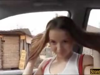 Khiêu dâm thiếu niên hitchhiker olivia vẻ duyên dáng được fucked lược qua công tử bột