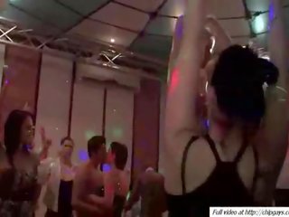 Lányok csoport trágár videó videó buli csoport szórakozóhely tánc ütés munka kemény őrült homoszexuális