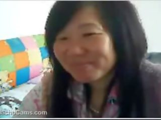 Adult chinese woman klip off dhadhane