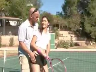 Хардкор секс филм vid при на тенис корт